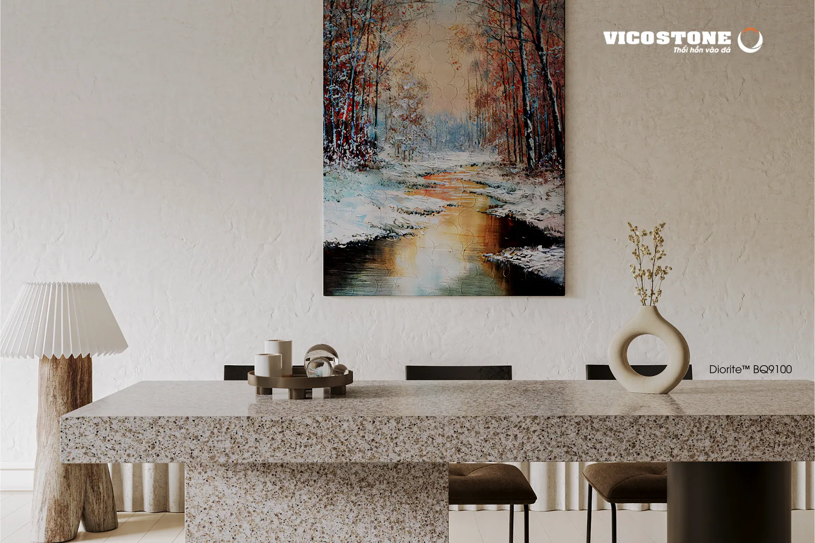 Mặt đá Vicostone Diorite™ BQ9100 trong không gian bếp ăn, tường treo tranh